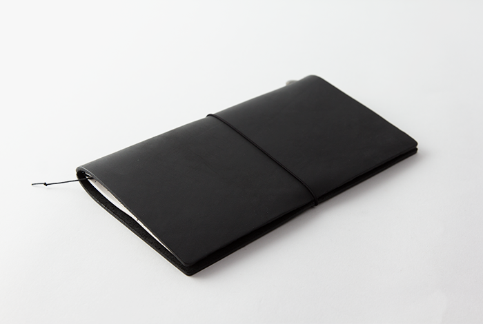 Traveler's Notebook Black Regular
