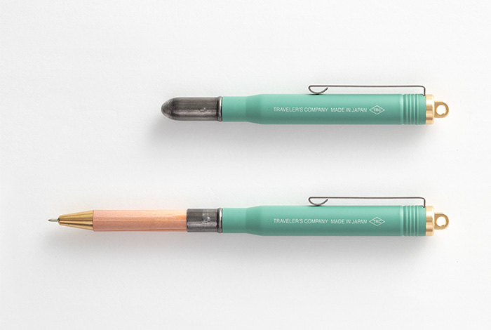 Traveler's Company Brass Ballpoint Pen – Mint Green